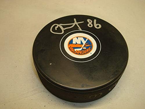 Nikolay Kulemin assinou assinado no New York Islanders Hockey Puck autografado 1b - Pucks autografados