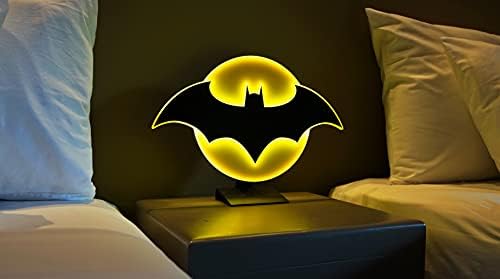 DC Comics Liga da Justiça Batman Table Lamp Light Night Light com Halo Luminescent Montable para 3D iluminado