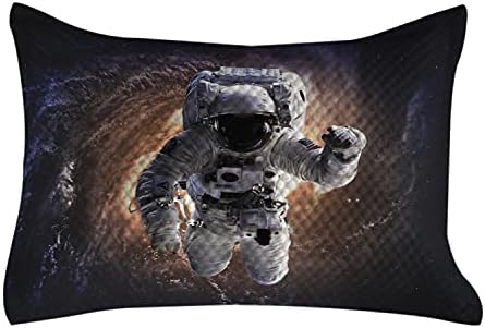 Ambesonne Galaxy Colled Cobro de travesseiros, astronauta no espaço sideral com a Andrômeda Galaxy Fantasy
