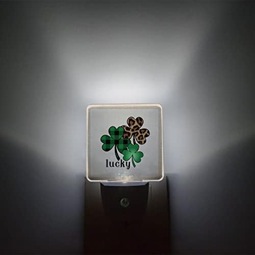 Conecte a luz do dia da noite de São Patrício com LED, Cheetah xadrez verde preto Creche Lucky Decor