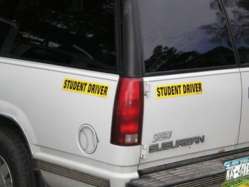 Um ímã do motorista do aluno - sinal do carro do veículo refletivo - maior que os outros - letras