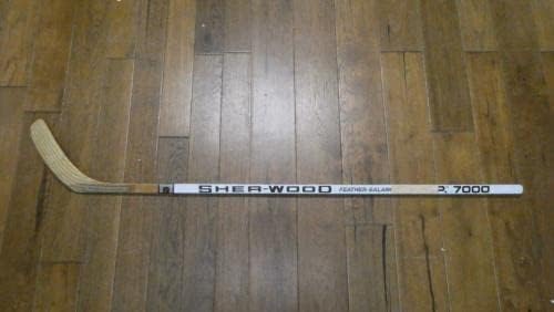John McIntyre Los Angeles Kings assinado jogo usado Hockey Stick - NHL Autographed Game usado Sticks