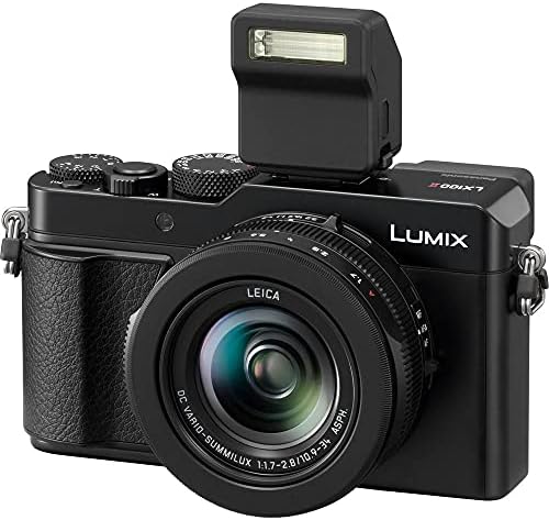 Câmera digital Panasonic Lumix DC -LX100 II - pacote - com cartão de memória de 64 GB + luz LED